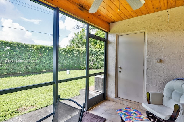 1325 Partridge Close, Pompano Beach, FL 33064 - sunroom with ceiling fan