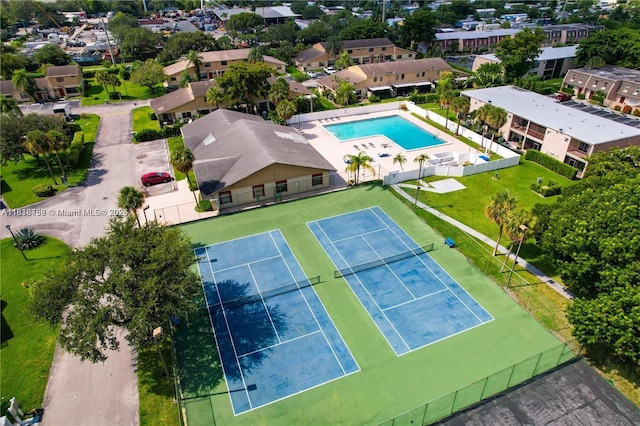 1325 Partridge Close, Pompano Beach, FL 33064 - bird's eye view of a pool