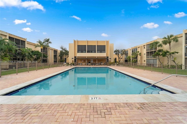 8415 SW 107th Ave Unit 323W, Miami, FL 33173 - community pool with a patio