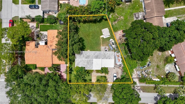 4240 SW 9th St, Plantation, FL 33317 - aerial view of property's location featuring property boundaries highlighted