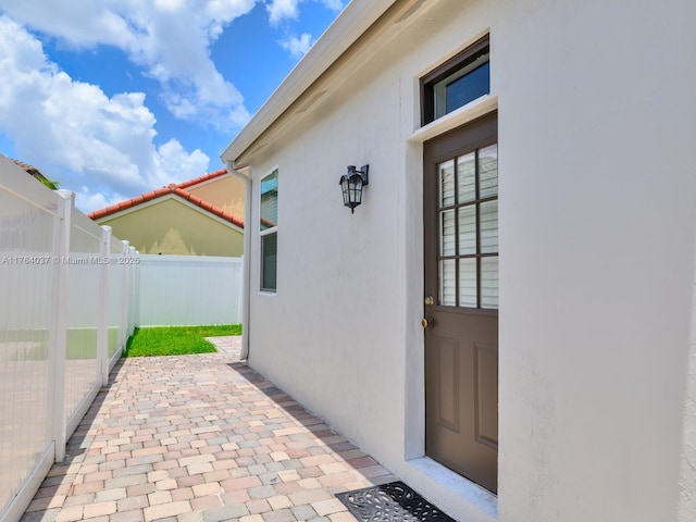 624 Stanton Dr, Weston, FL 33326 - entrance to property featuring a patio and stucco siding