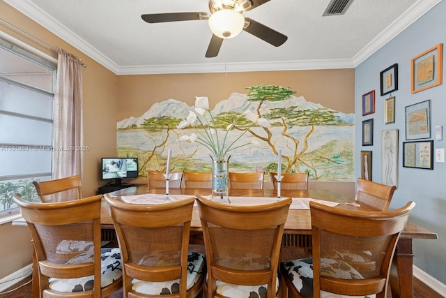 1305 N 47th Ave, Hollywood, FL 33021 - dining room with ornamental molding and a ceiling fan