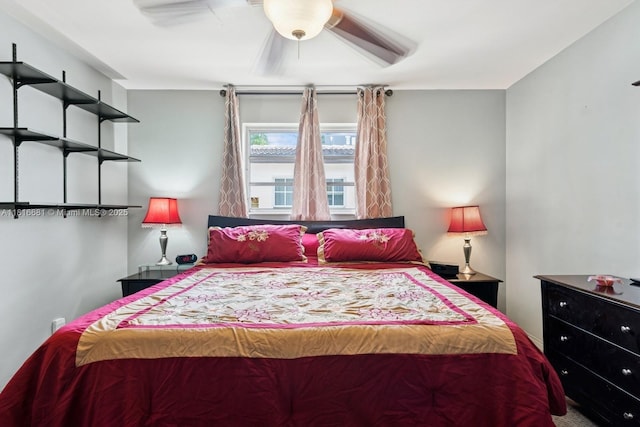 1305 N 47th Ave, Hollywood, FL 33021 - bedroom with ceiling fan