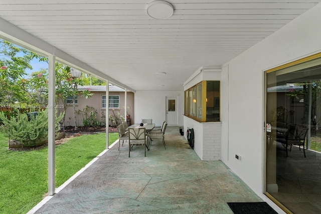 1305 N 47th Ave, Hollywood, FL 33021 - view of patio / terrace with outdoor dining area