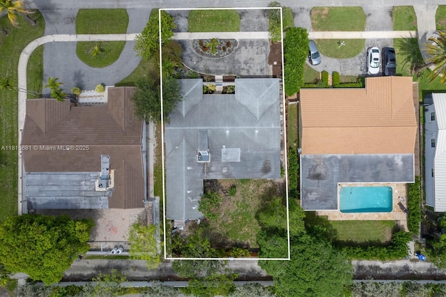 1305 N 47th Ave, Hollywood, FL 33021 - aerial overview of property's location with property parcel outlined and a pool area