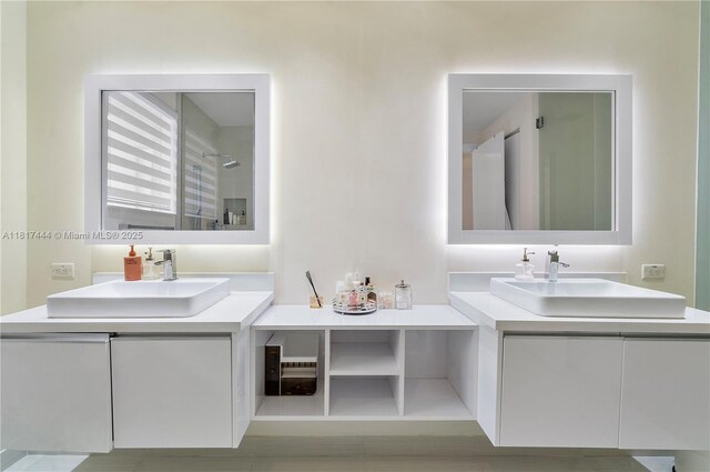10540 NW 63rd Ter, Doral, FL 33178 - bathroom featuring vanity