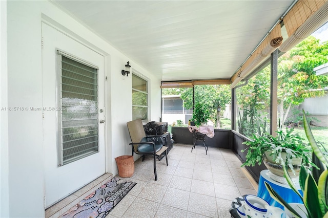 5803 NW 85th Ter, Tamarac, FL 33321 - sunroom / solarium with healthy amount of natural light
