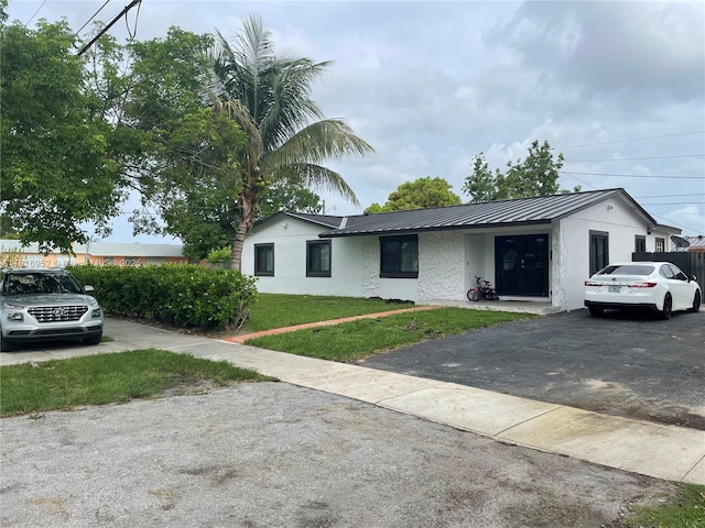16 NW 207th St, Miami Gardens, FL 33169 - photo 1