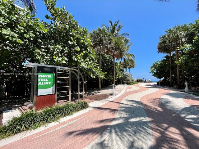 2899 Collins Ave Unit 810, Miami Beach, FL 33140 - view of street