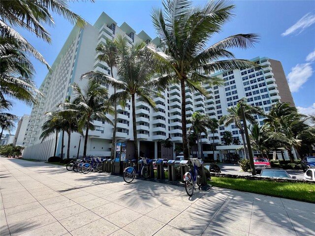 2899 Collins Ave Unit 810, Miami Beach, FL 33140 - view of apartment building / complex