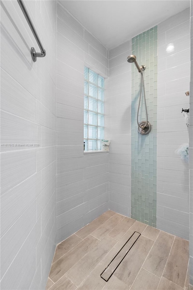 886 SW 180th Ter, Pembroke Pines, FL 33029 - full bathroom with tiled shower