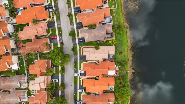 886 SW 180th Ter, Pembroke Pines, FL 33029 - aerial view of property's location featuring nearby suburban area and a nearby body of water