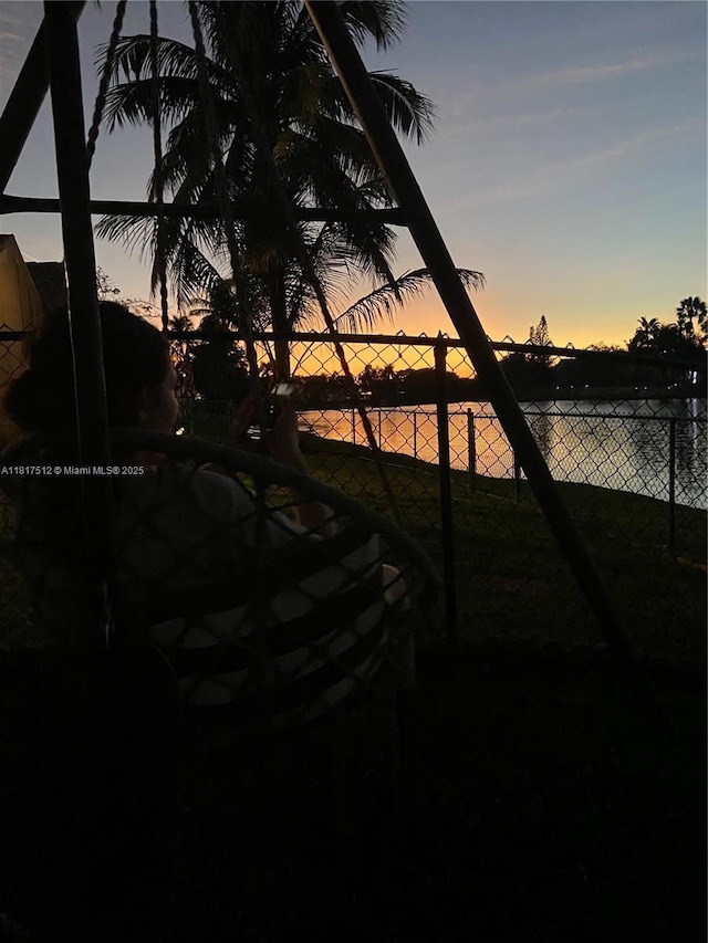 886 SW 180th Ter, Pembroke Pines, FL 33029 - water view
