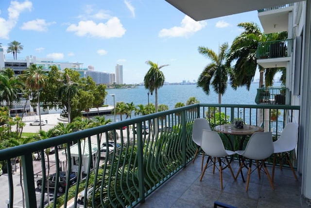 1408 Brickell Bay Dr Unit 411, Miami, FL 33131 - balcony featuring a water view
