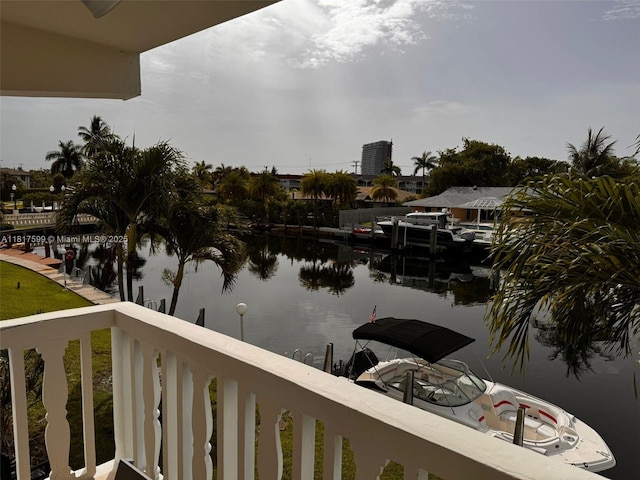 470 Paradise Isle Blvd Unit 206, Hallandale Beach, FL 33009 - photo 1