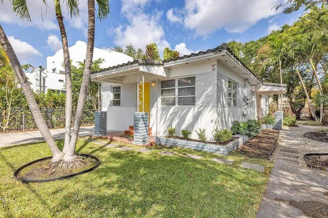 545-547 NE 64th St, Miami, FL 33138 - photo 1