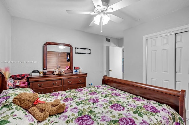 810 E 9th Pl, Hialeah, FL 33010 - bedroom featuring a ceiling fan and a closet
