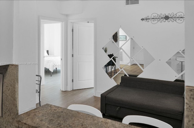 1250 S Miami Ave Unit 2310, Miami, FL 33130 - sitting room with wood finished floors