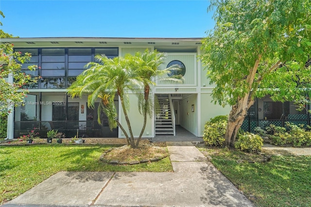 915 NE 199th St Unit 101-15, Miami, FL 33179 - photo 1