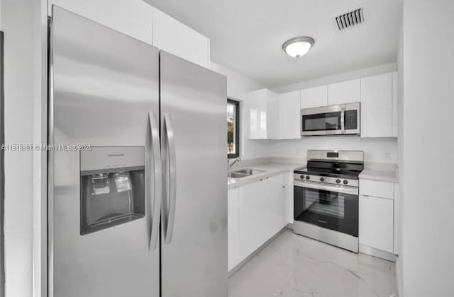 673 NW 14th St, Florida City, FL 33034 - photo 8
