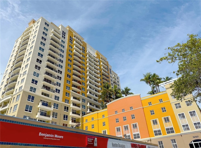 3232 SW 22nd Ter Unit 404, Miami, FL 33145 - photo 1