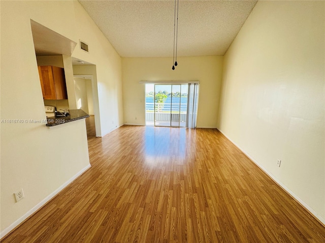 3445 NW 44th St Unit 201, Oakland Park, FL 33309 - photo 2