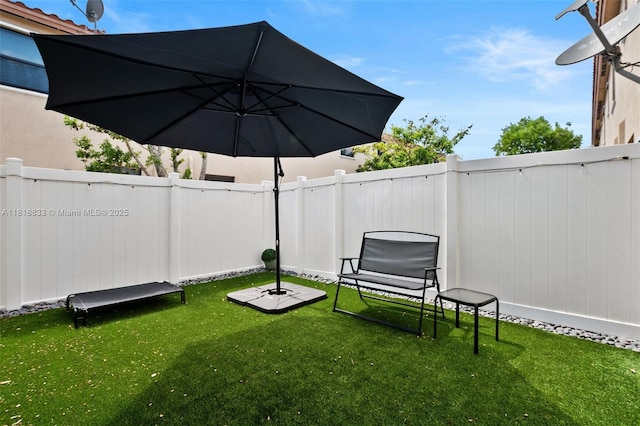 9362 W 33rd Ln, Hialeah, FL 33018 - view of yard