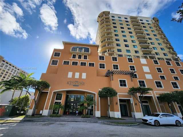 4242 NW 2nd St Unit 1202, Miami, FL 33126 - view of apartment building / complex