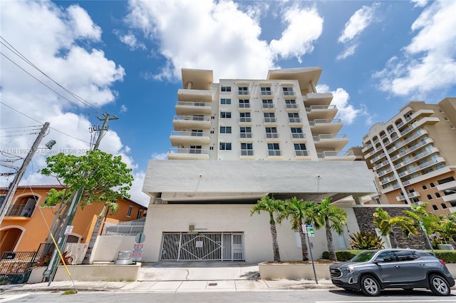 2400 SW 27th Ave Unit 402, Miami, FL 33145 - view of apartment building / complex