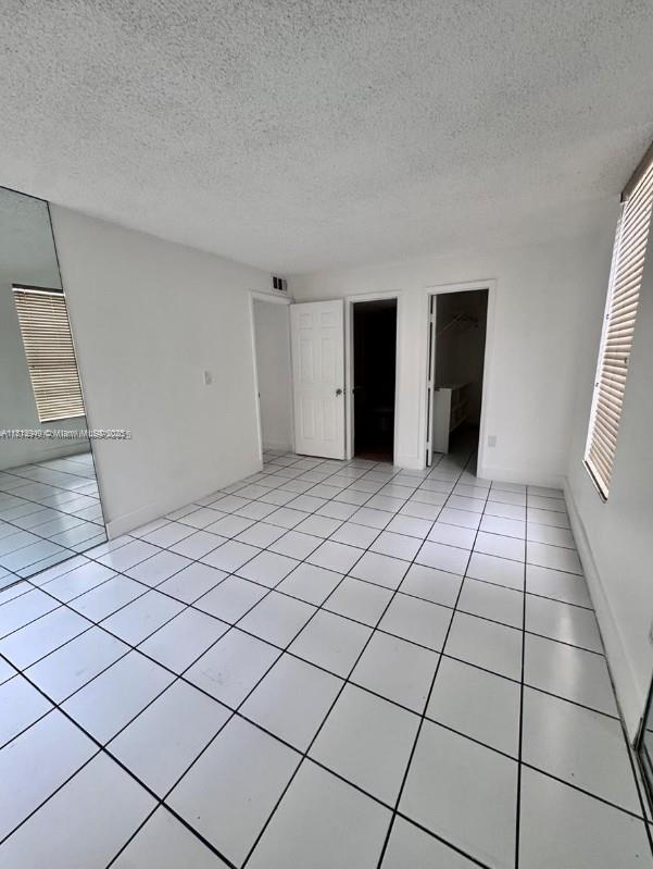 9678 Fontainebleau Blvd Unit 111, Miami, FL 33172 - view of patio