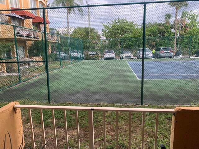 17911 NW 68th Ave Unit O104, Hialeah, FL 33015 - photo 11