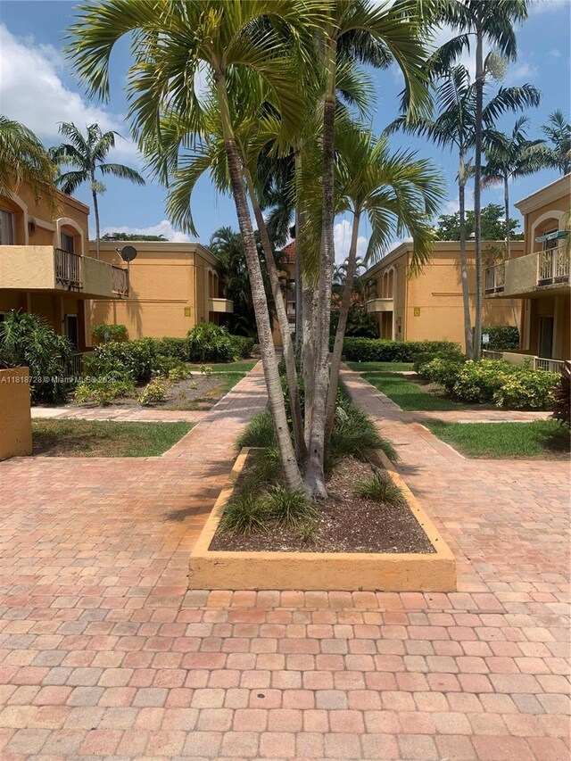 17911 NW 68th Ave Unit O104, Hialeah, FL 33015 - photo 21