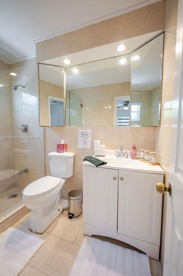 1330 N Dr, Miami, FL 33179 - photo 12