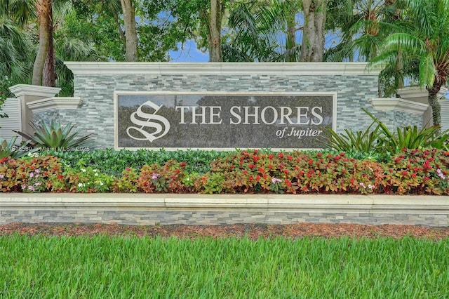 18366 Lake Bend Dr, Jupiter, FL 33458 - view of community sign