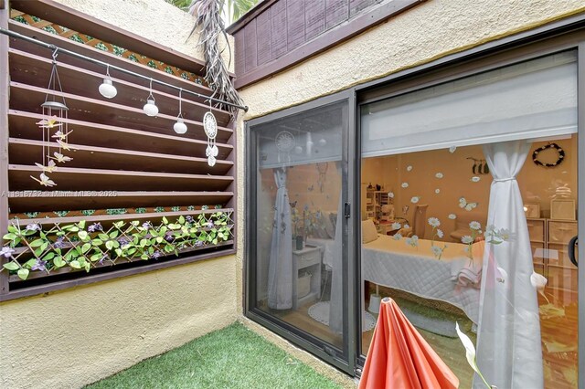 1057 NE 202nd Ln, Miami, FL 33179 - exterior view