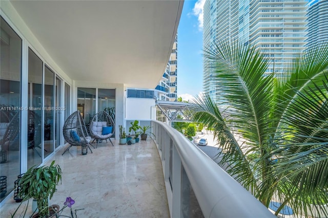 400 Alton Rd Unit 407, Miami Beach, FL 33139 - view of balcony