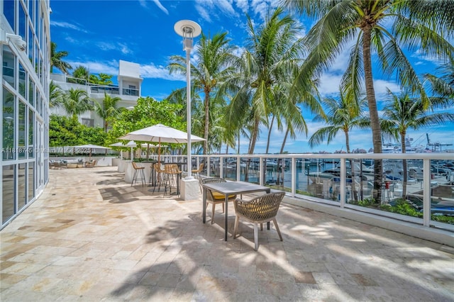 400 Alton Rd Unit 407, Miami Beach, FL 33139 - view of patio / terrace