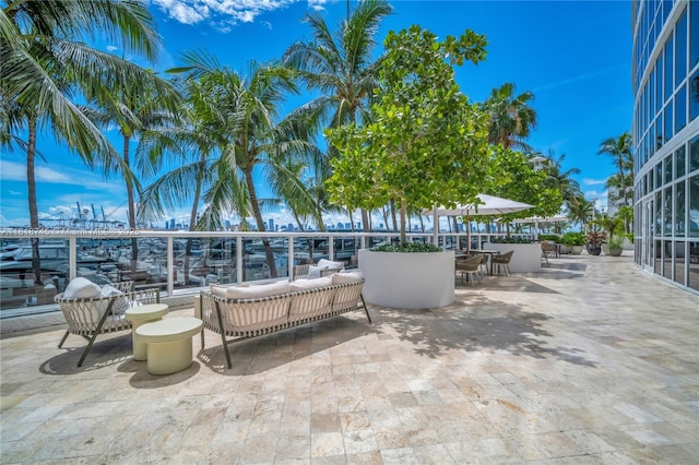 400 Alton Rd Unit 407, Miami Beach, FL 33139 - view of patio