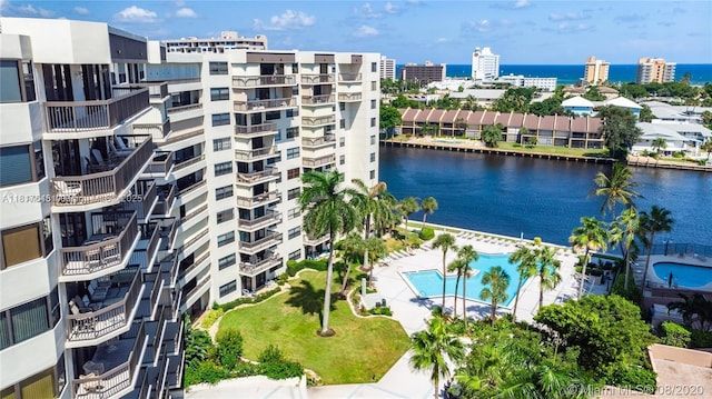 2900 NE 14th St Cswy Unit 410, Pompano Beach, FL 33062 - aerial view of a large body of water, a pool area, and apartment complex