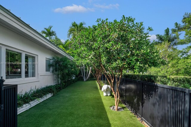 800 E Dilido Dr, Miami Beach, FL 33139 - photo 27