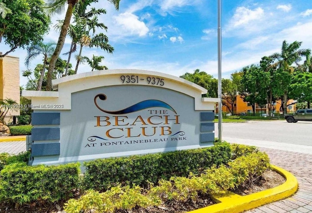 9363 Fontainebleau Blvd Unit H206, Miami, FL 33172 - view of community sign