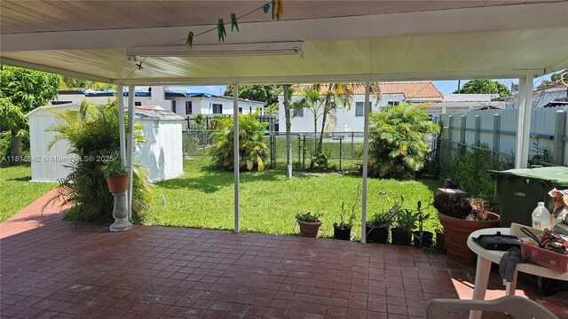 130 W 60th St, Hialeah, FL 33012 - view of patio / terrace