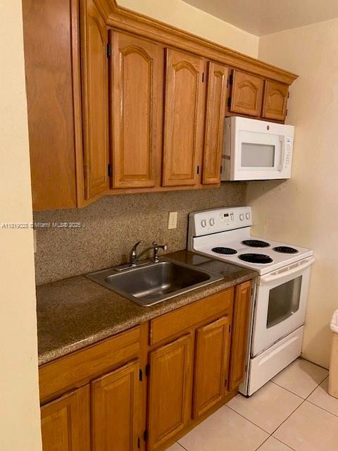 1950 NW 57th St, Miami, FL 33142 - photo 7