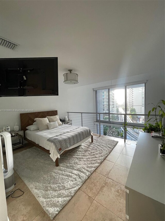 1050 Brickell Ave Unit 410, Miami, FL 33131 - photo 11
