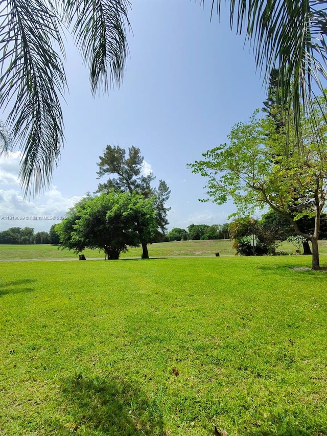 7400 Radice Ct Unit 402, Lauderhill, FL 33319 - view of green lawn