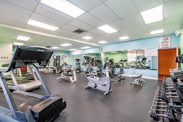 7400 Radice Ct Unit 402, Lauderhill, FL 33319 - exercise room with a drop ceiling