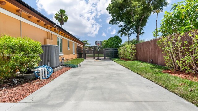 9020 SW 171st Ter, Palmetto Bay, FL 33157 - photo 42