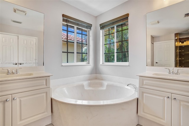 2509 Hunters Run Way, Weston, FL 33327 - full bath featuring two vanities and a bath