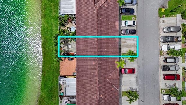 17337 SW 140th Ct, Miami, FL 33177 - aerial overview of property's location with property parcel outlined and a large body of water