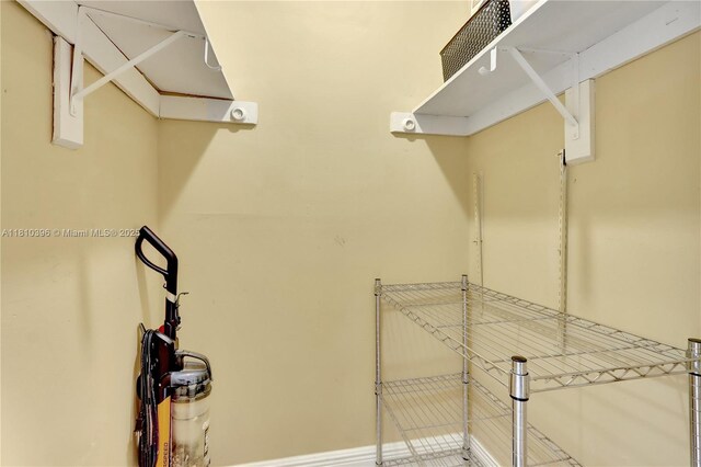 600 NE 25th St Phd, Phd, Miami, FL 33137 - photo 16